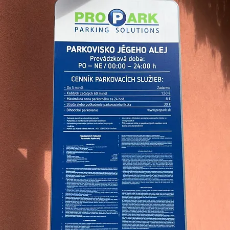 Jegeho - Tipos Arena Lejlighed Bratislava