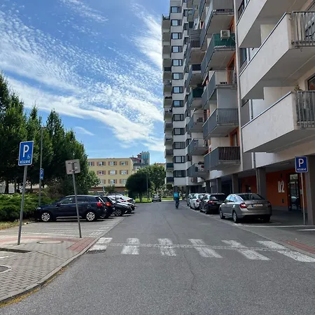 Jegeho - Tipos Arena * Pressburg